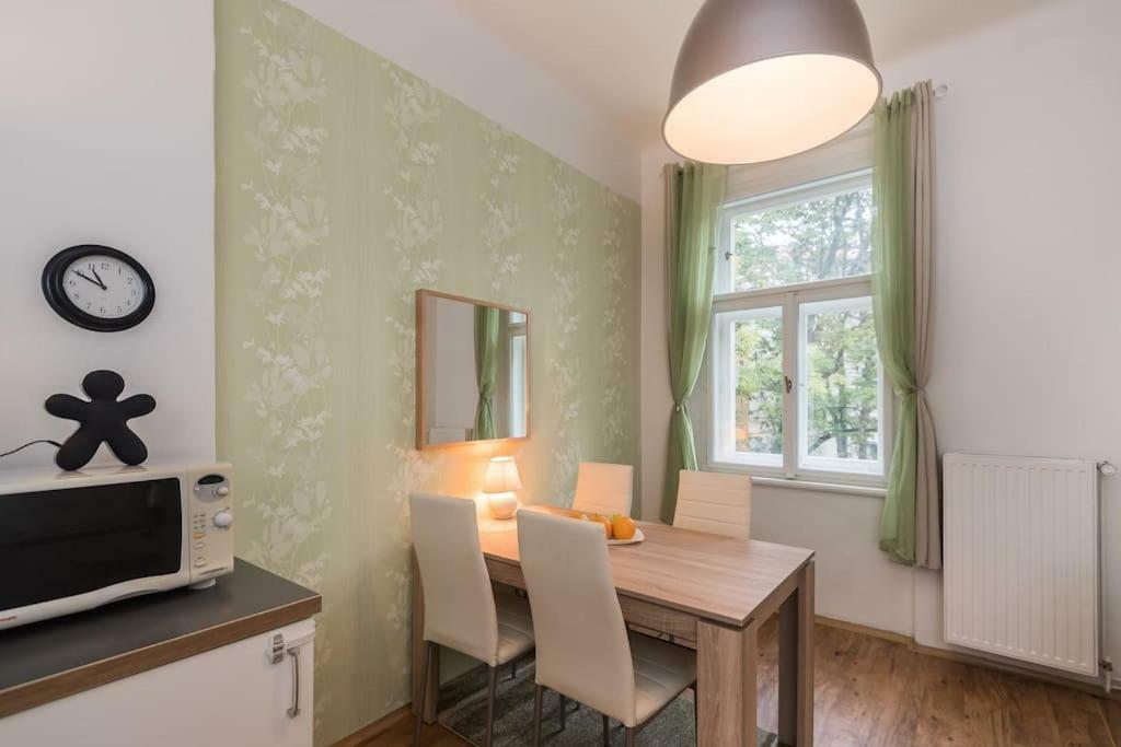 Outstanding apartment in center Praag Buitenkant foto